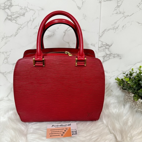 🧿Louis Vuitton Triana red epileather🧿Authentic - Picture 3 of 9